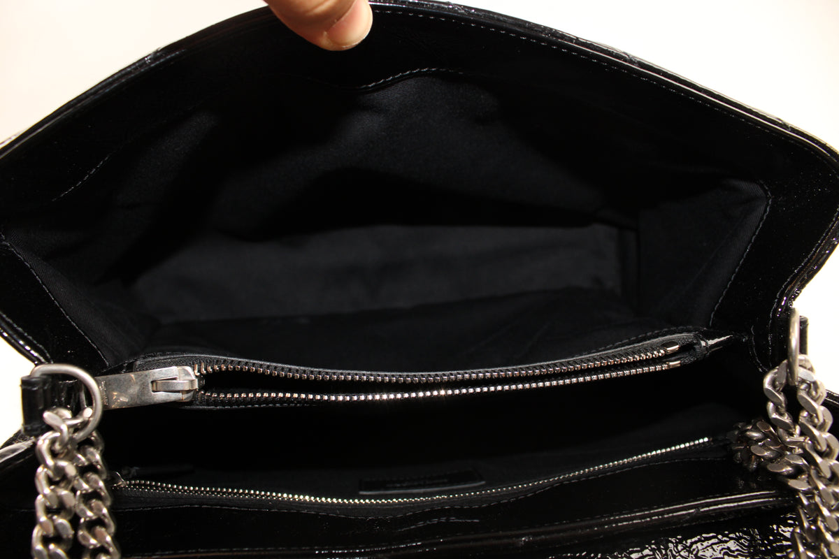 Saint Laurent Lou Lou Media
