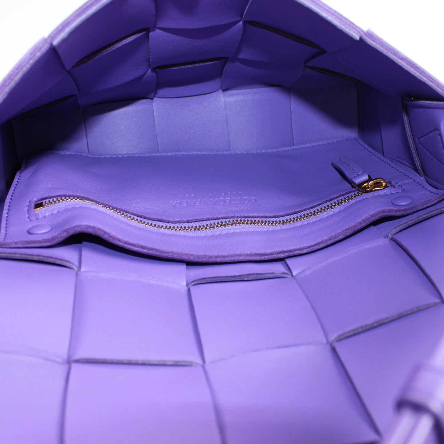 Bottega Veneta Cassette Viola