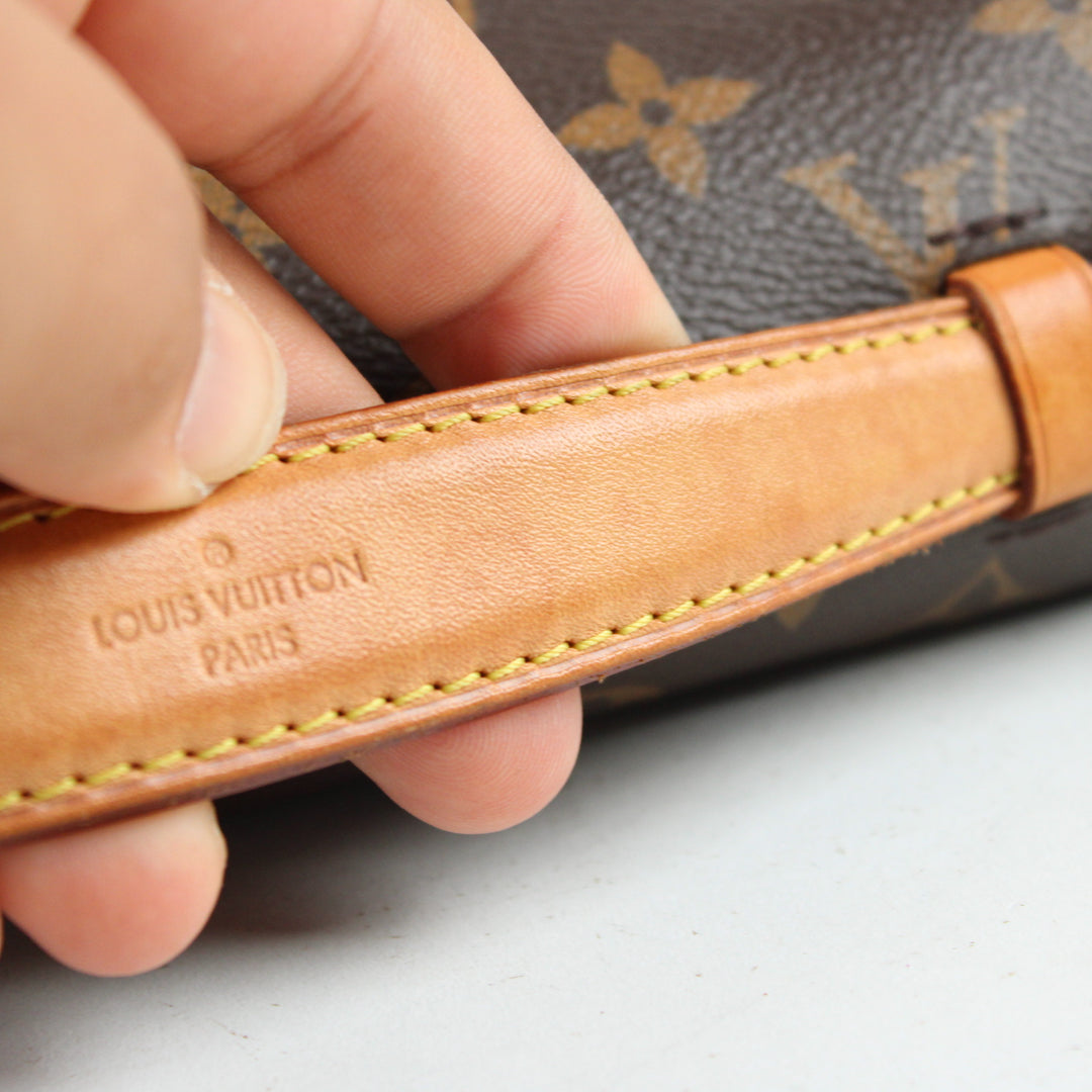 Louis Vuitton Pochette Metis