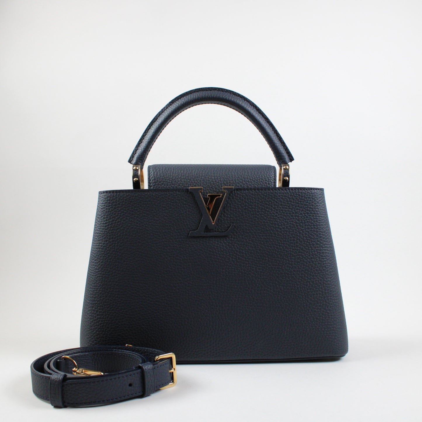 Louis Vuitton Capucine MM