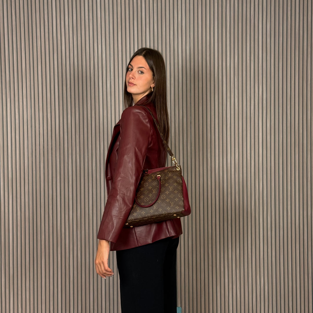 Louis Vuitton Pallas MM