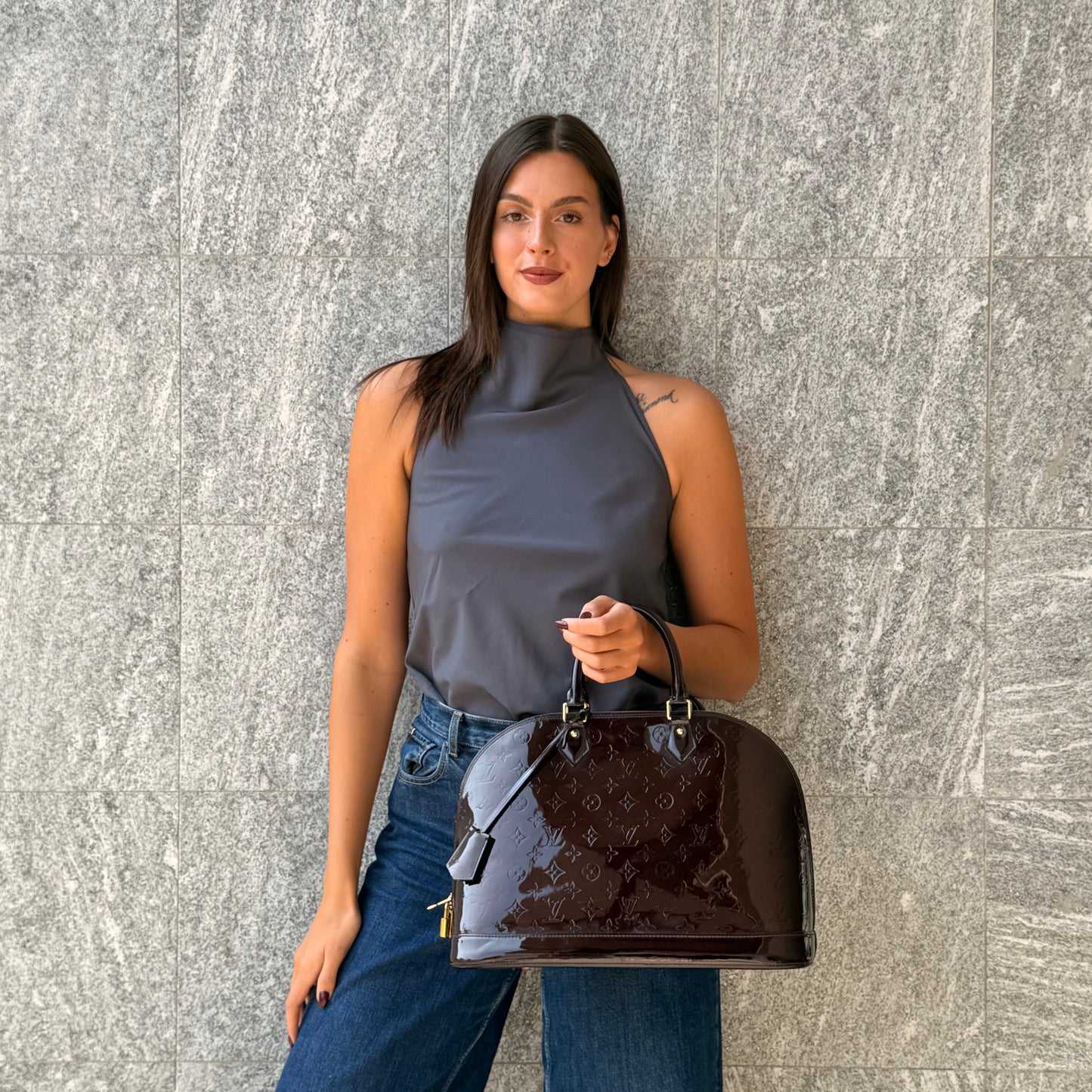 Louis Vuitton Alma Gm In Vernis Amaranto