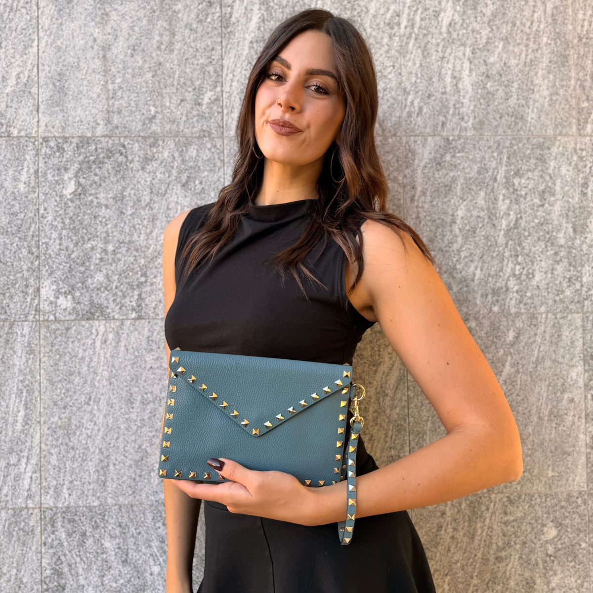 Valentino Garavani Rockstud Pochette