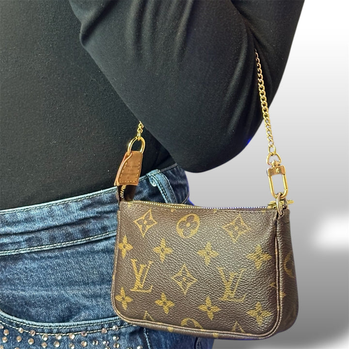 Louis Vuitton Mini Pochette Accessories