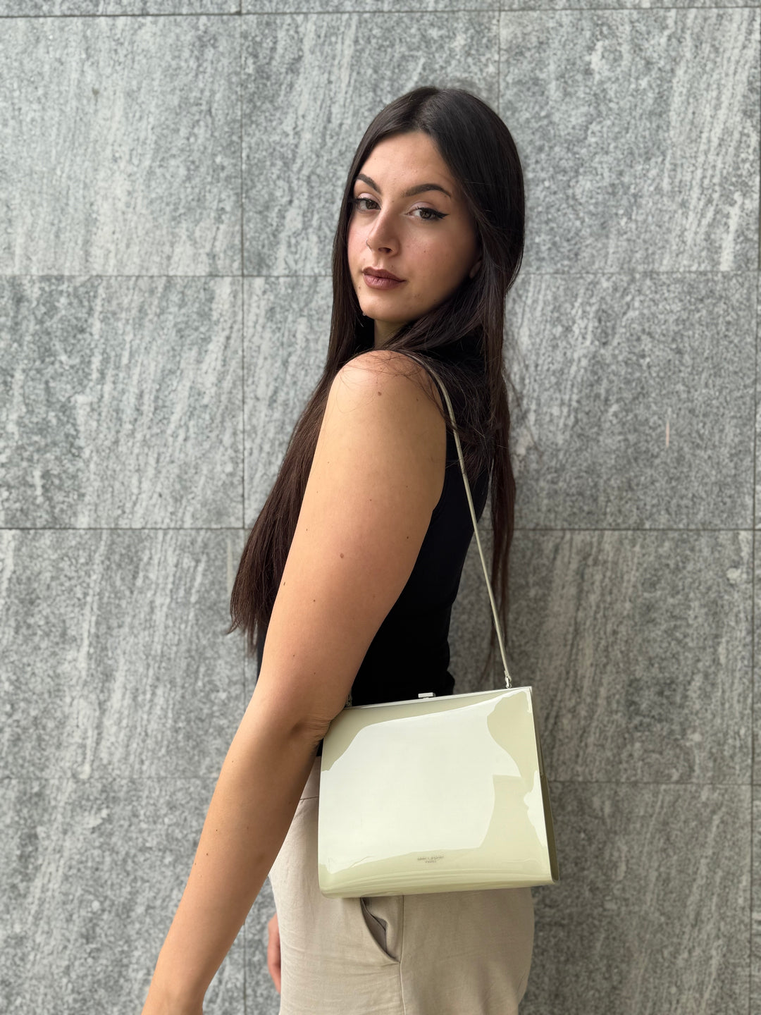 Saint Laurent Anne Marie