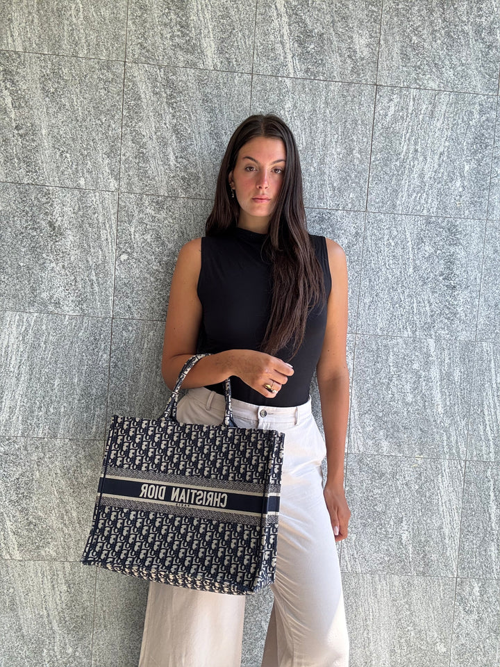 Christian Dior Booktote Grande