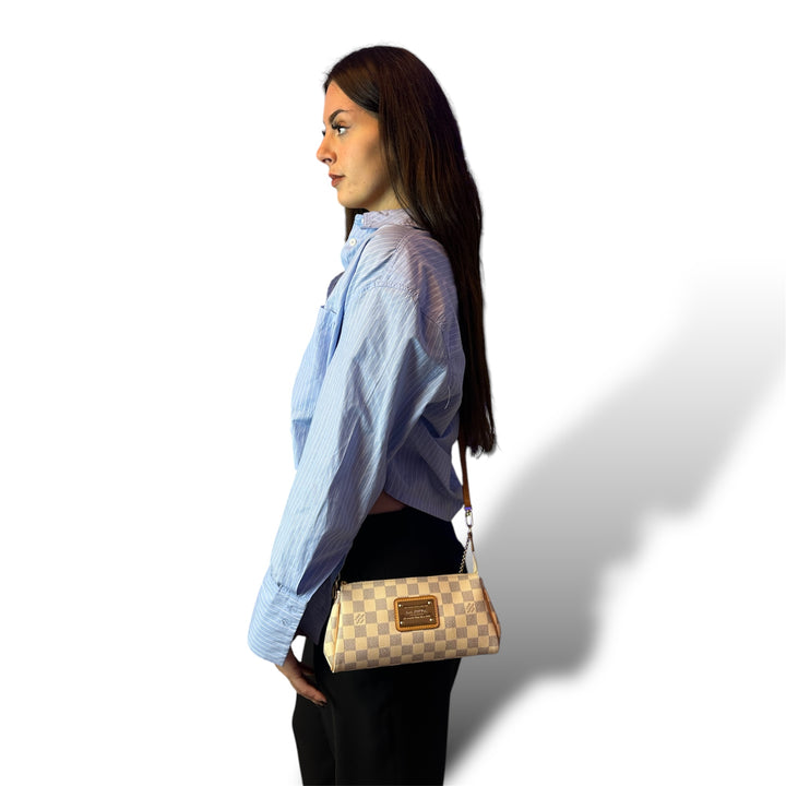 Louis Vuitton Pochette Eva