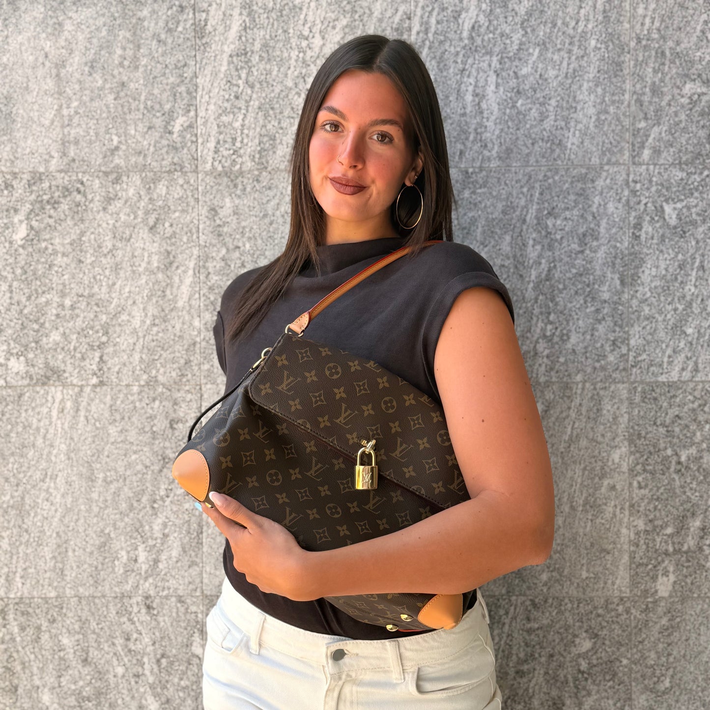 Louis Vuitton Hide Away MM