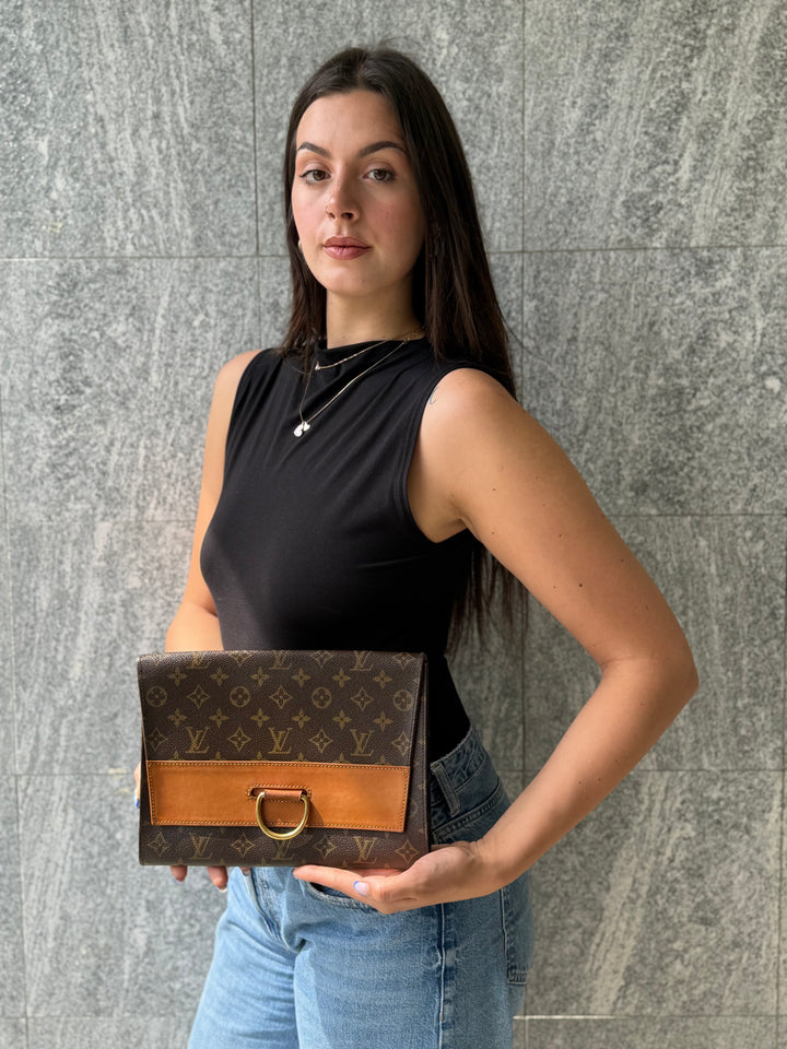 Louis Vuitton Pochette D-Ring