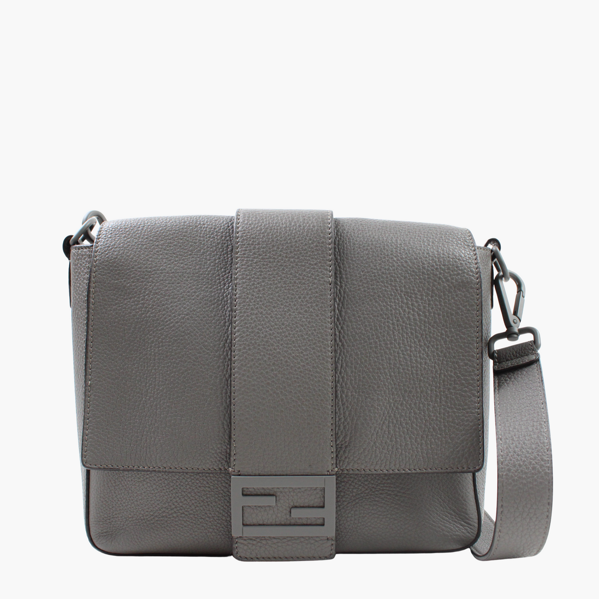 Fendi Baguette Messenger Media