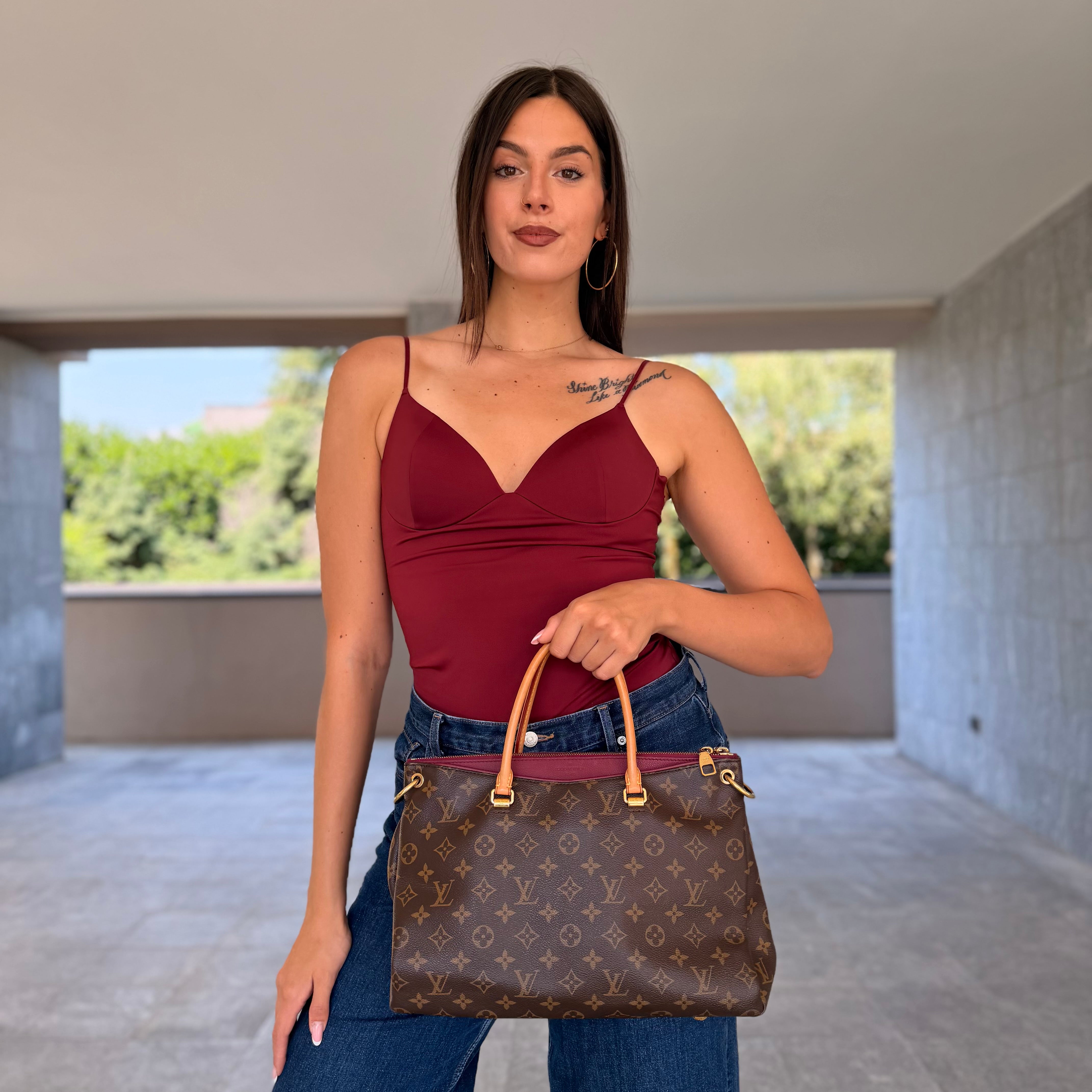 Louis Vuitton Pallas MM