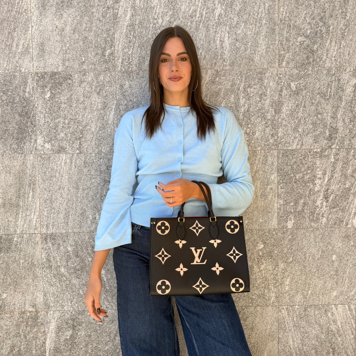 Louis Vuitton OnTheGo MM