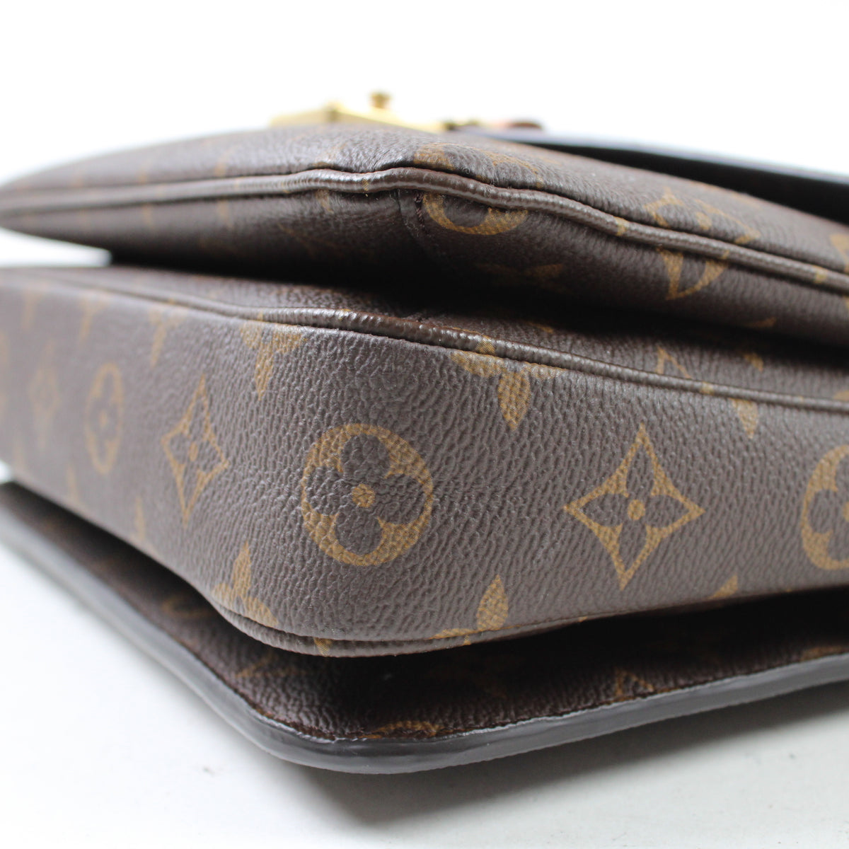 Louis Vuitton Pochette Métis Monogram
