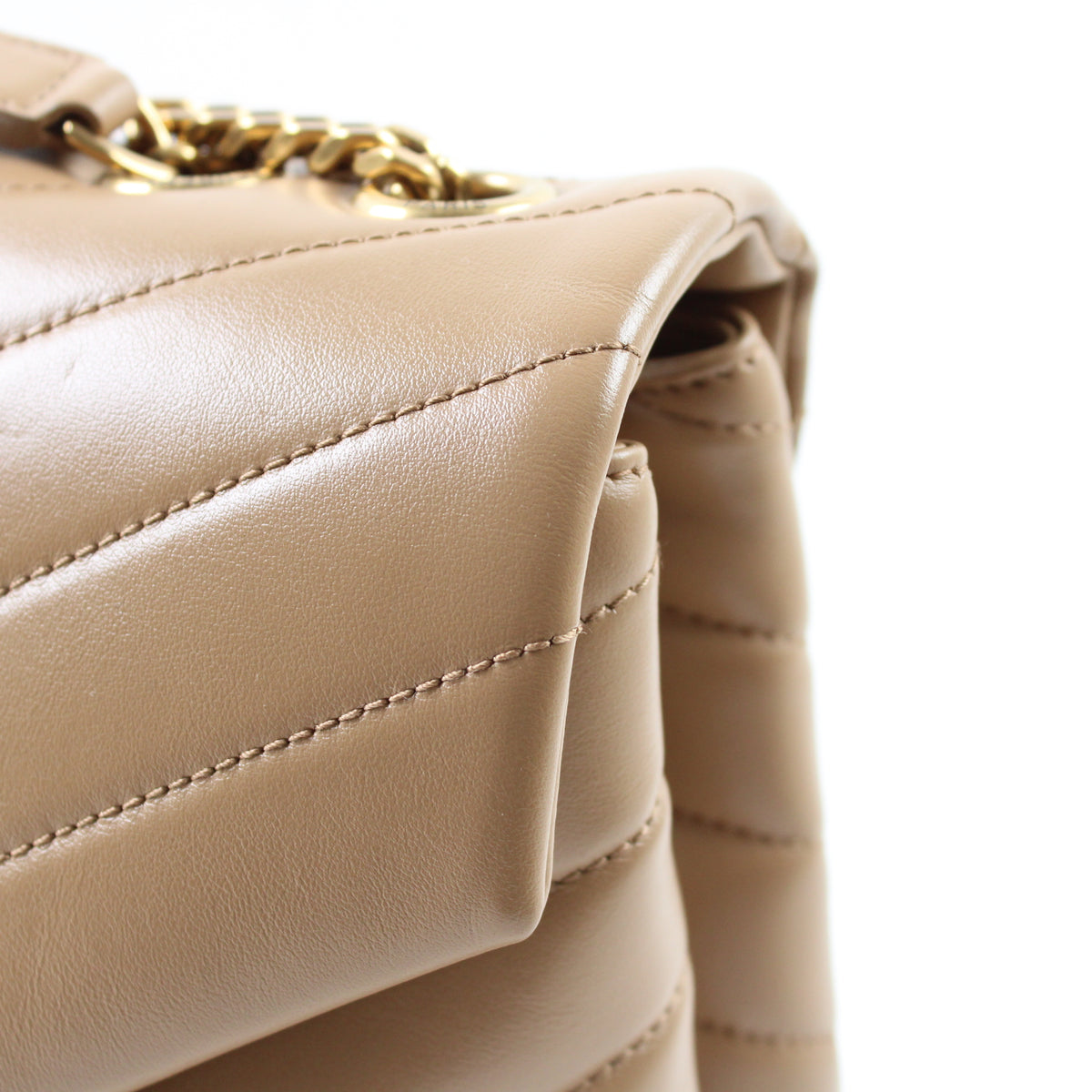 Saint Laurent Lou Lou Media