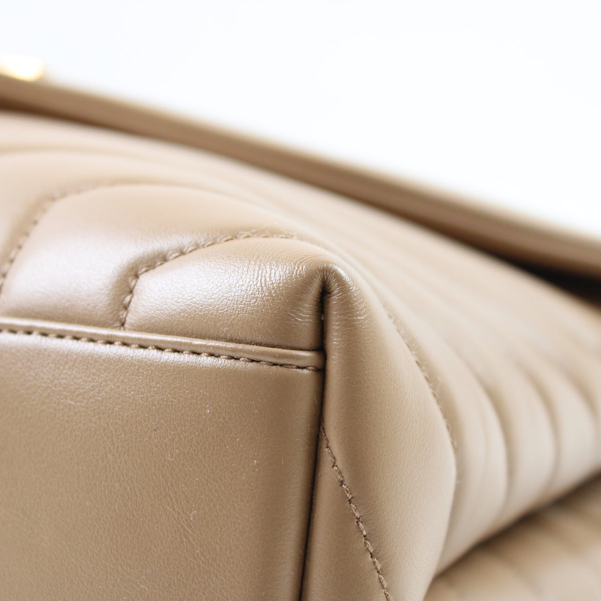 Saint Laurent Lou Lou Media