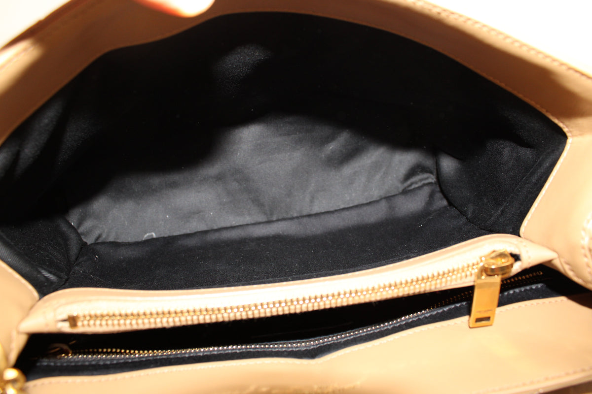 Saint Laurent Lou Lou Media