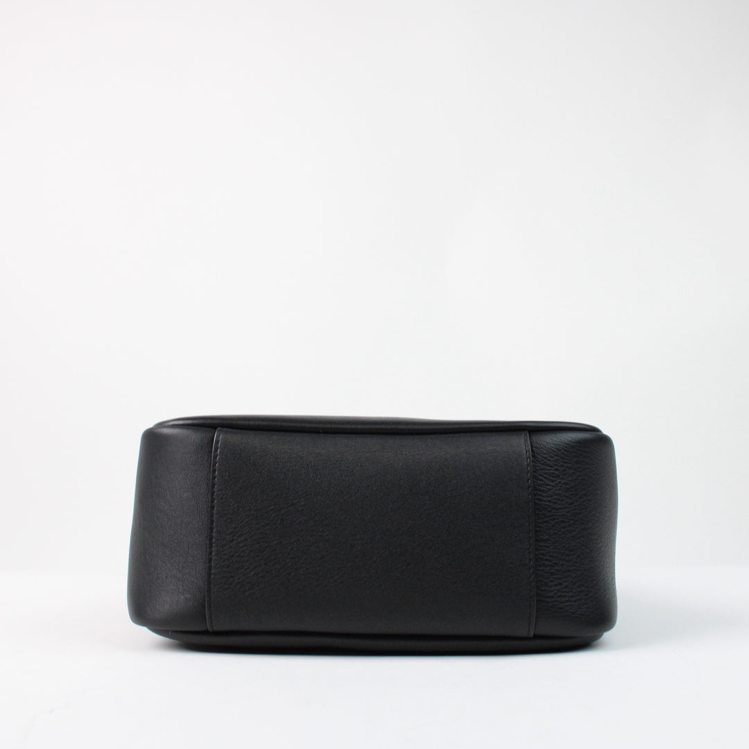 Saint Laurent Le 5 à 7 Soft Small