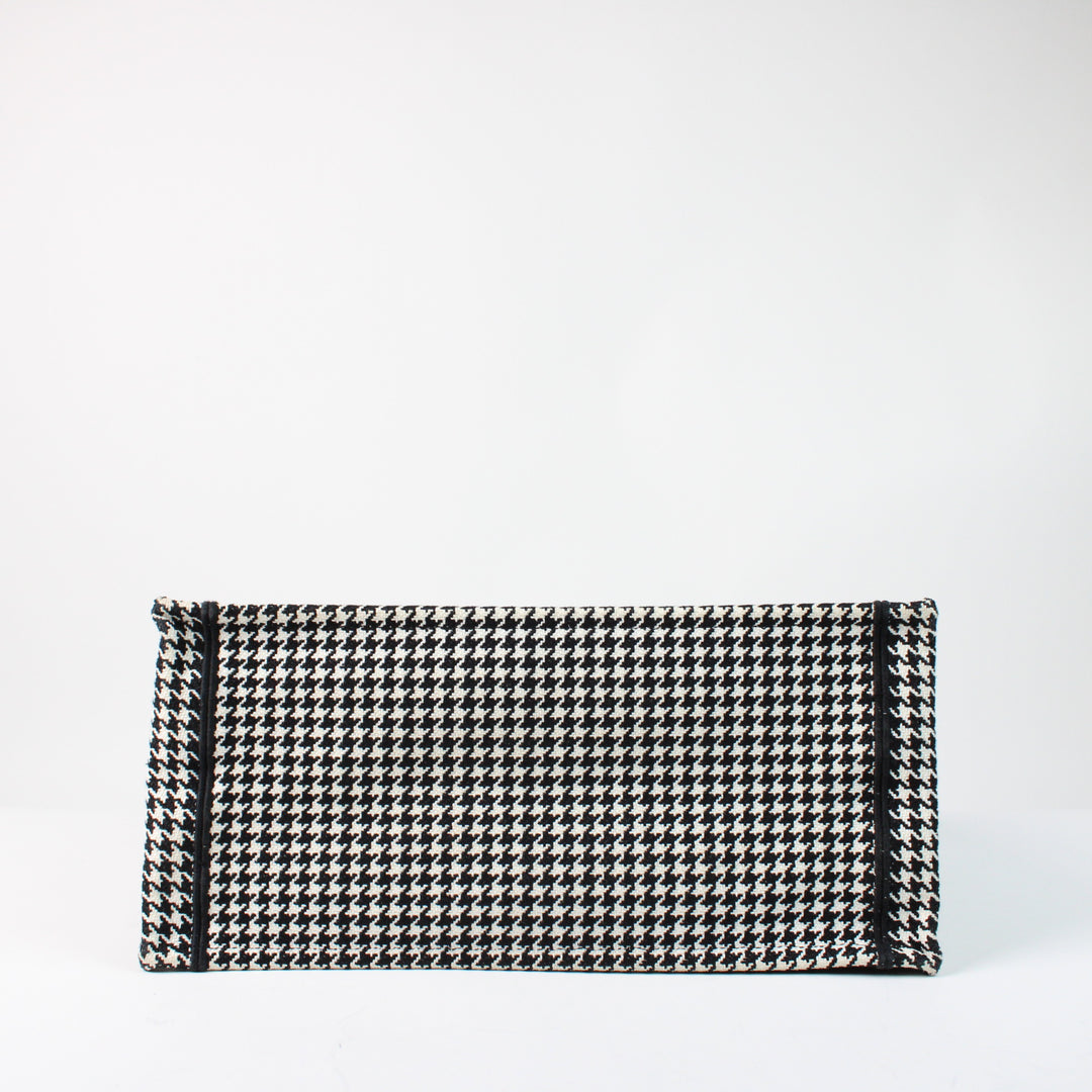 Christian Dior Booktote Media