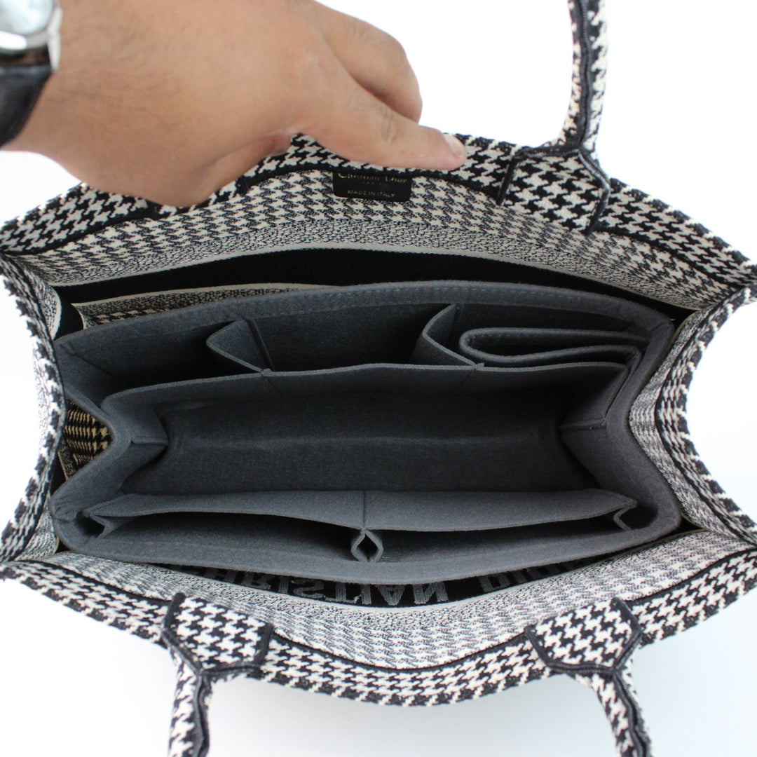 Christian Dior Booktote Media
