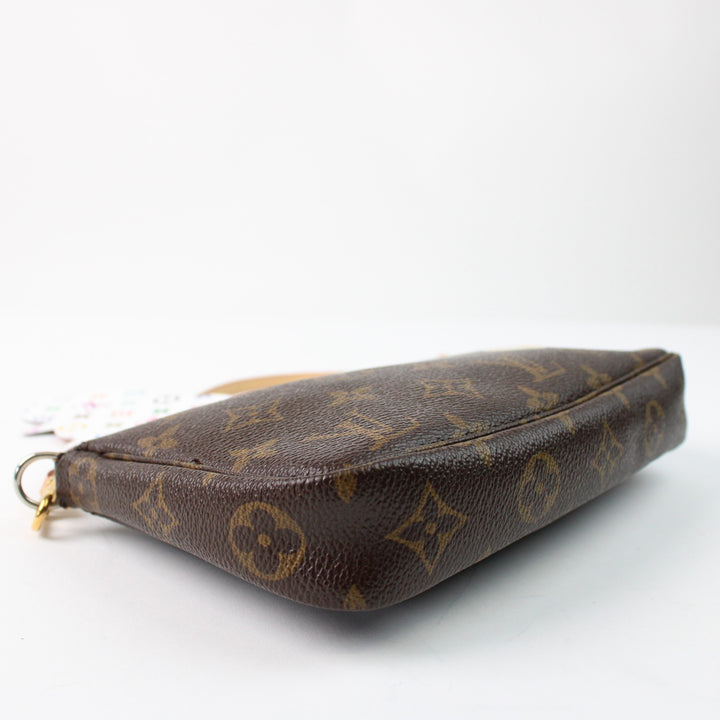 Louis Vuitton Pochette Accessoires Takashi Murakami Panda Monogram