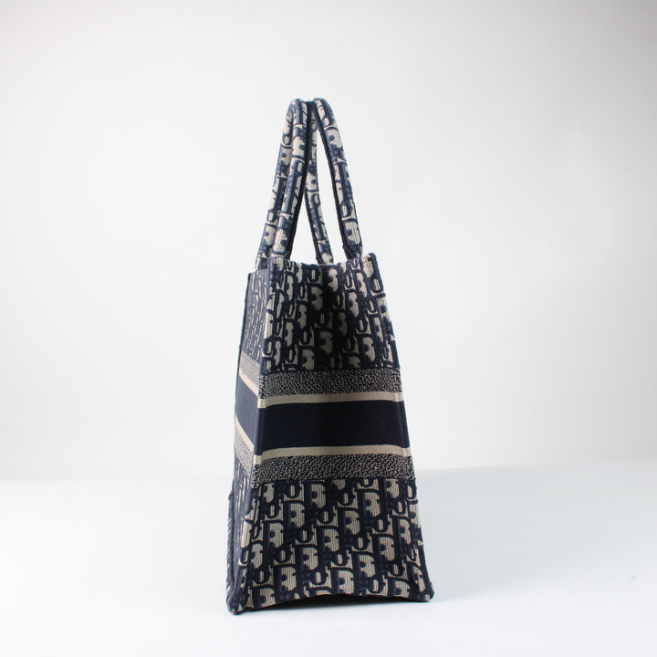 Christian Dior Booktote Media