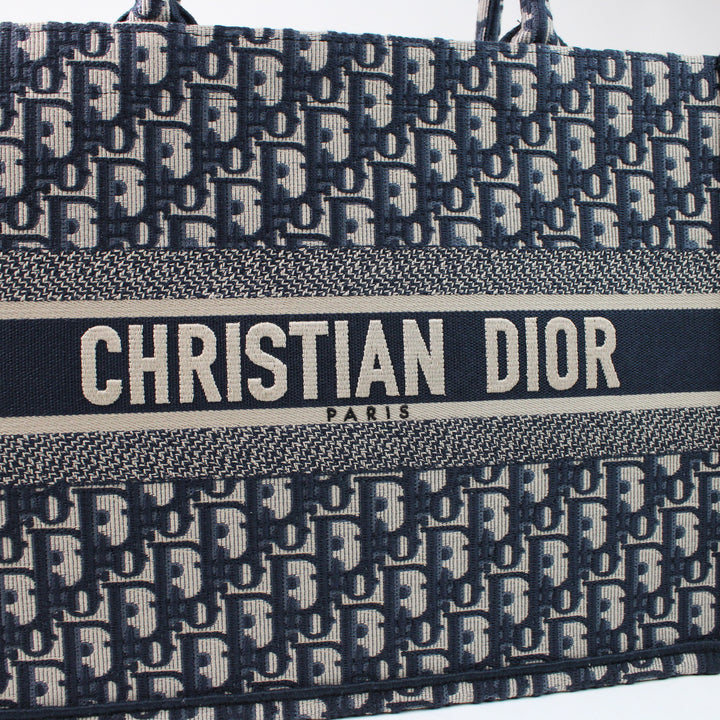 Christian Dior Booktote Media
