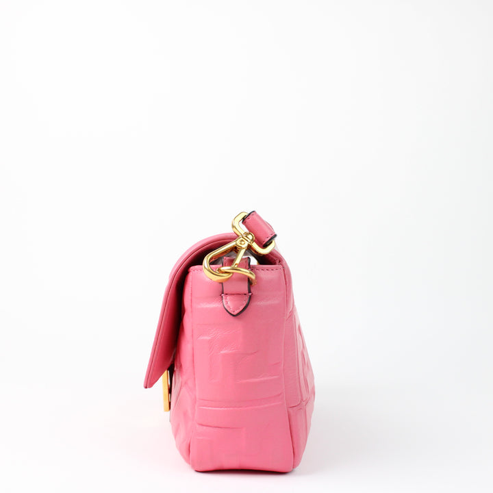 Fendi Baguette Media
