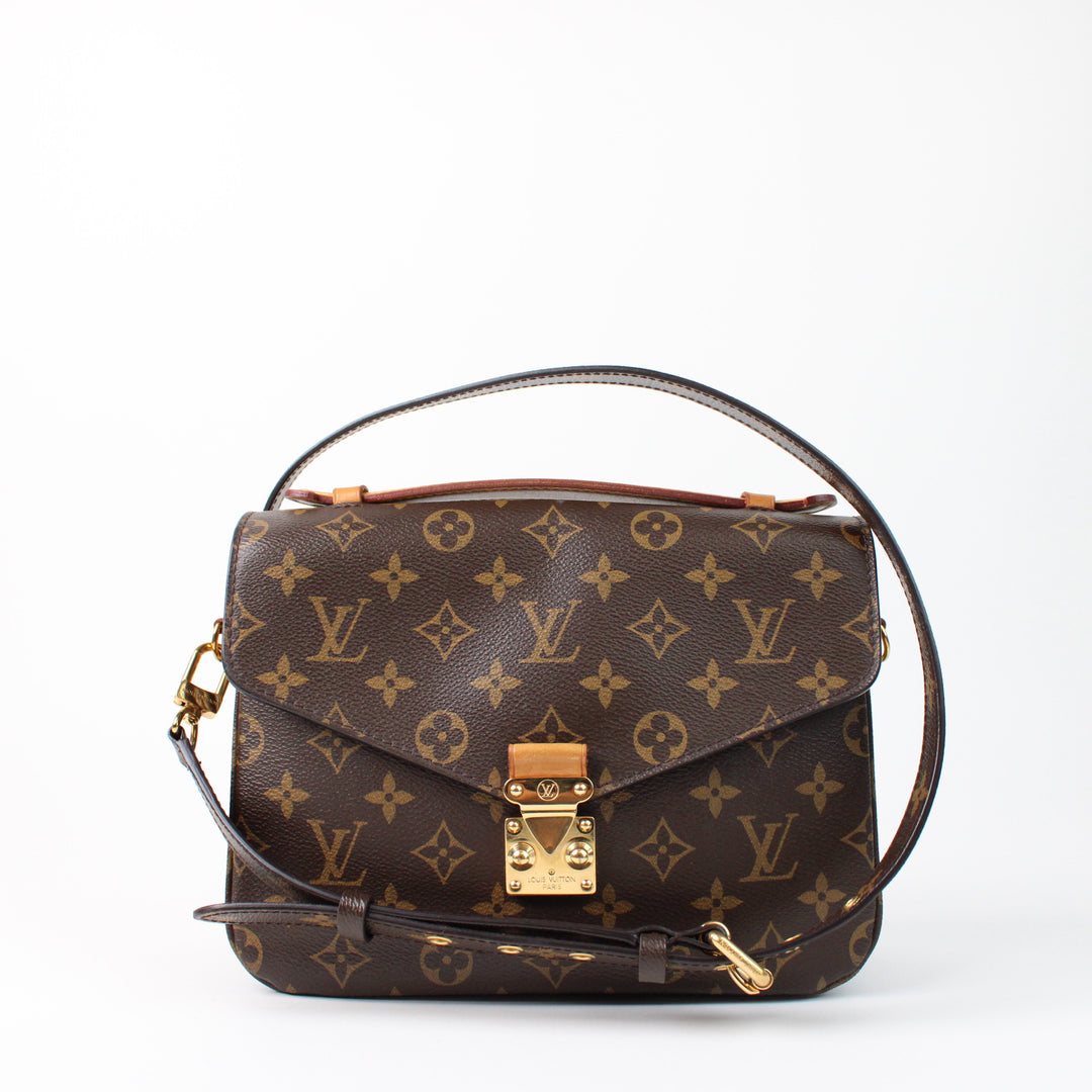 Louis Vuitton Metis Clutch
