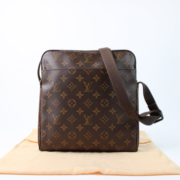 Louis Vuitton Beaubourd shoulder bag