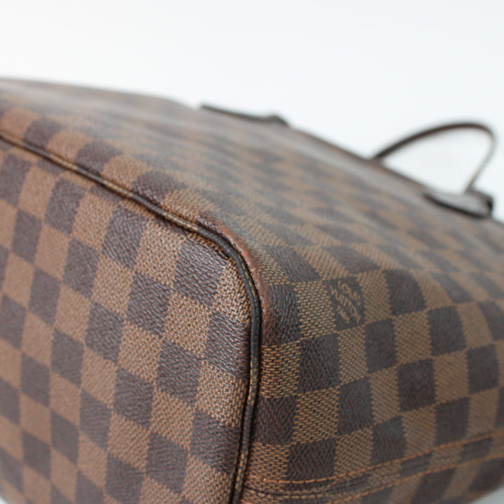 Louis Vuitton Neverfull MM In Damier Canvas