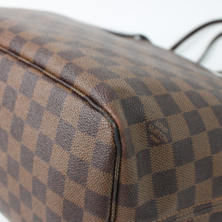 Louis Vuitton Neverfull MM In Damier Canvas