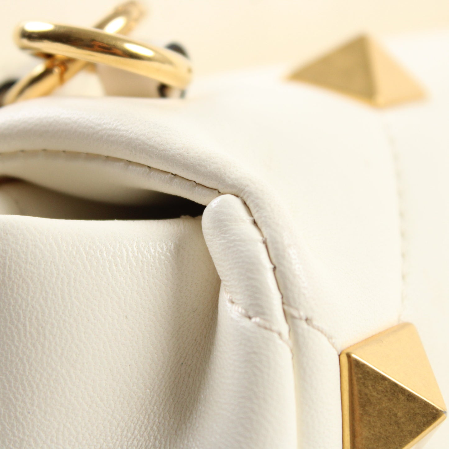 Valentino Garavani Roman Stud Piccola