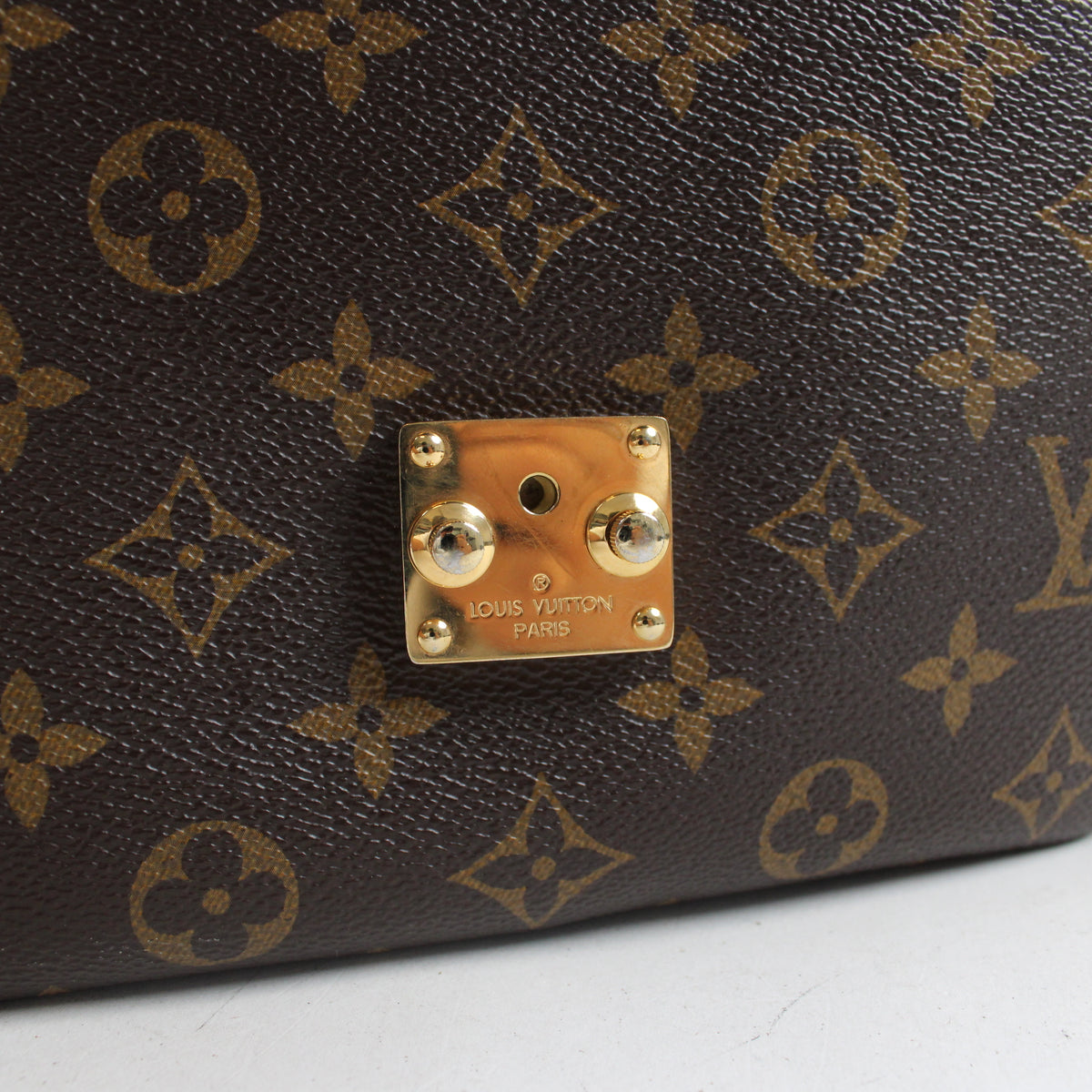 Louis Vuitton Pochette Métis