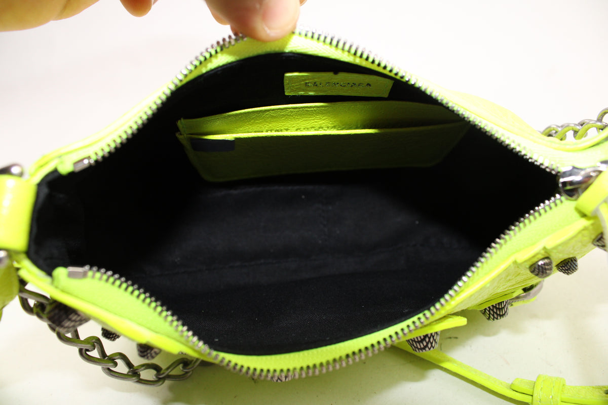 Balenciaga Le Cagole Mini