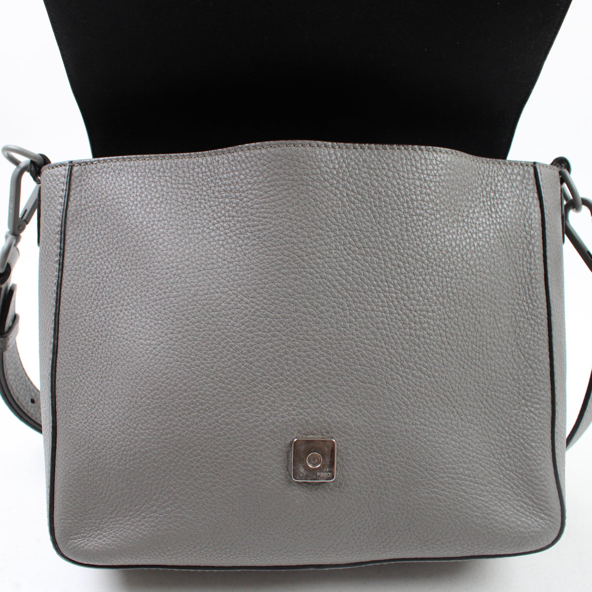 Fendi Baguette Messenger Media