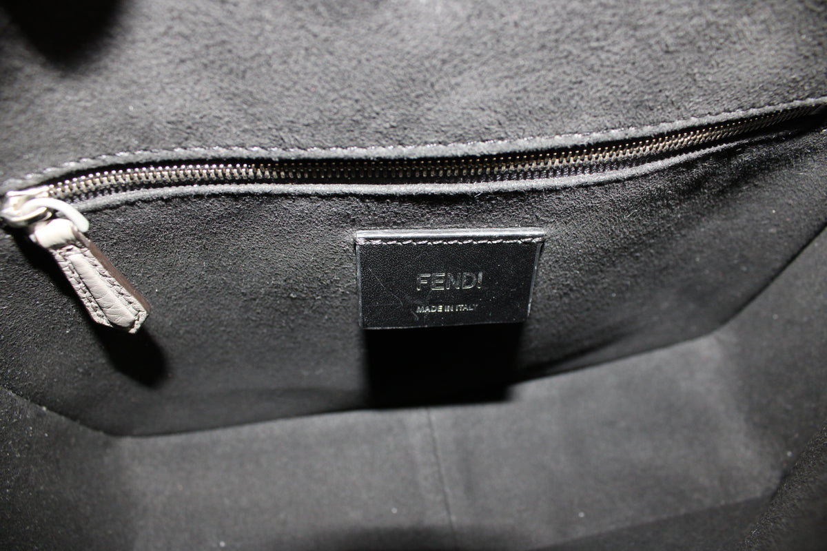 Fendi Baguette Messenger Media