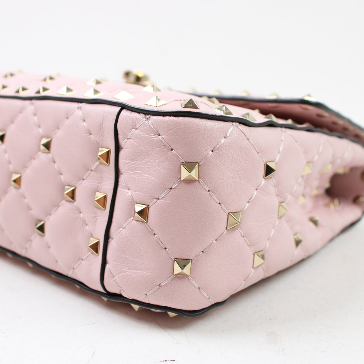 Valentino Garavani Rockstud Spike Media
