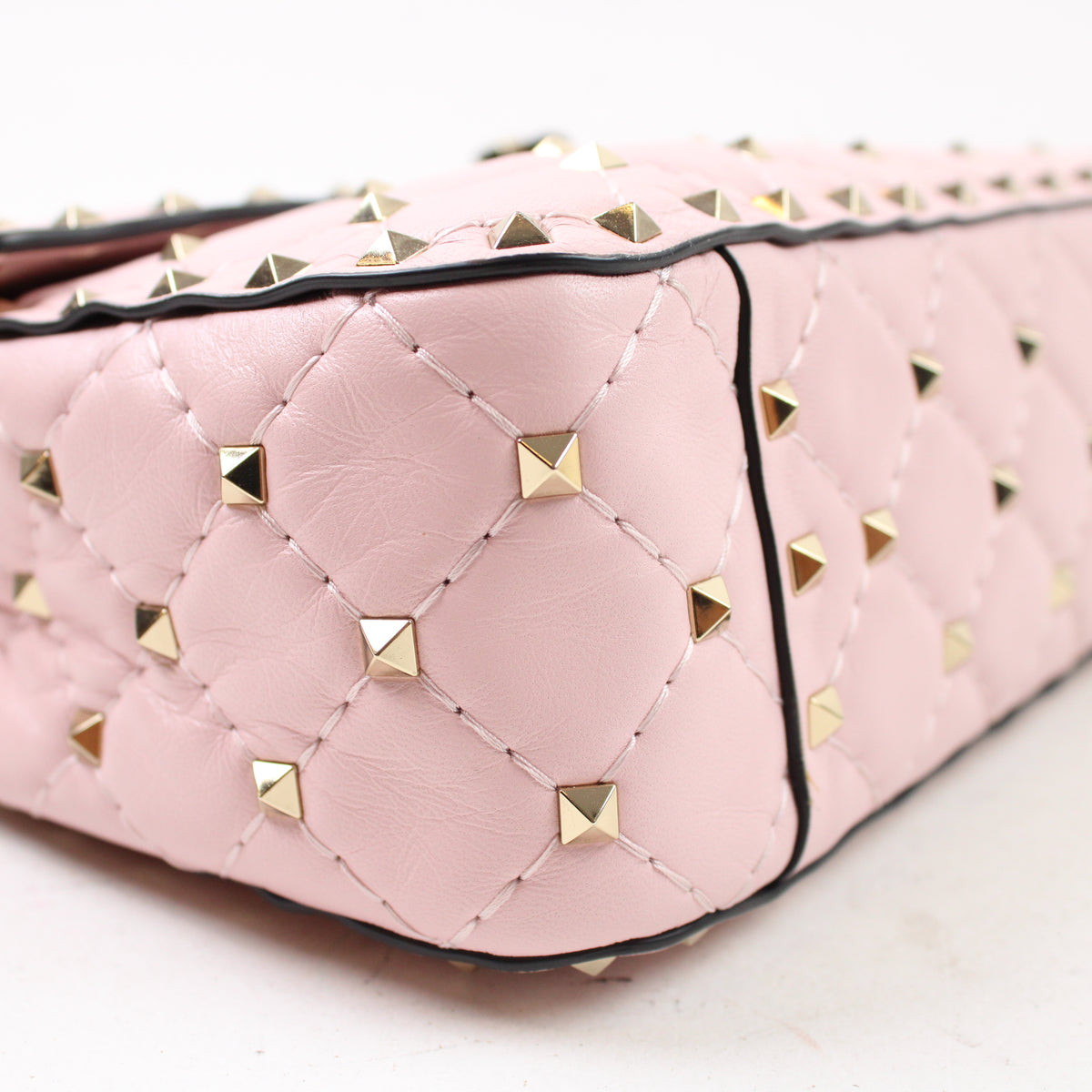 Valentino Garavani Rockstud Spike Media