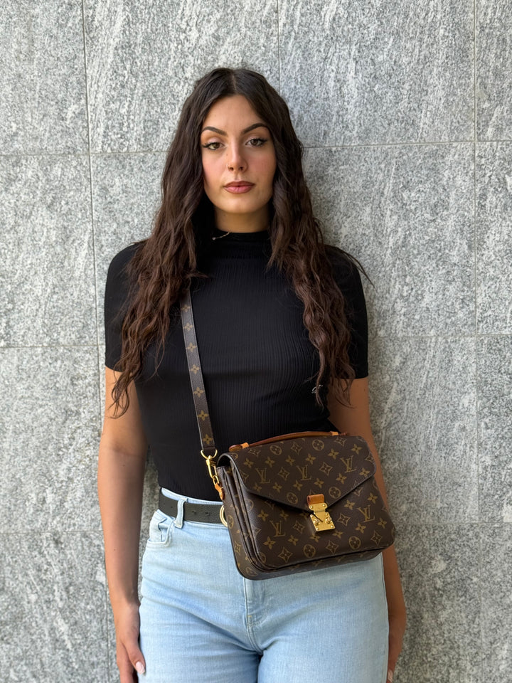 Louis Vuitton Pochette Metis