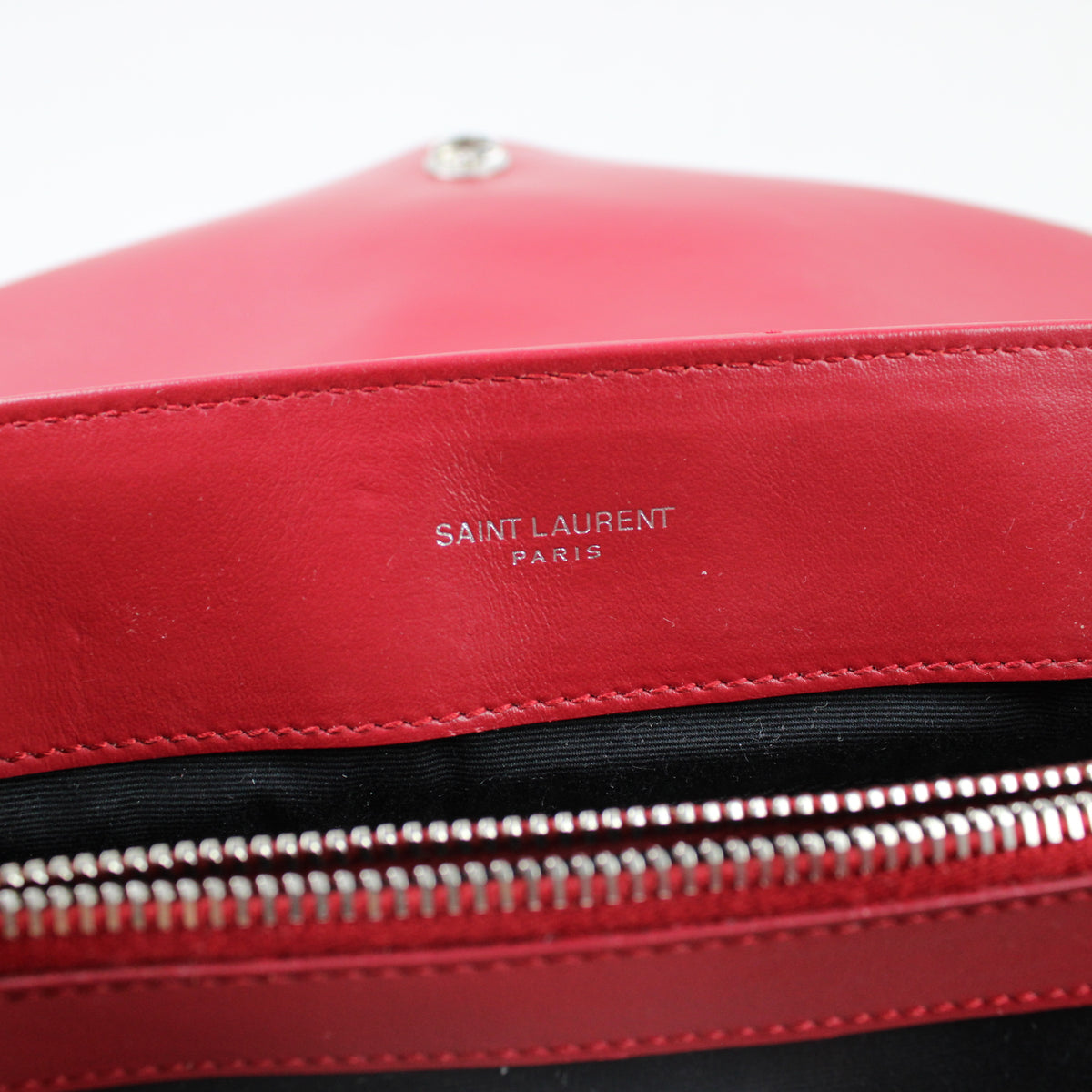 Saint Laurent Lou Lou Media