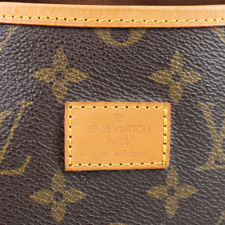 Louis Vuitton Saumur
