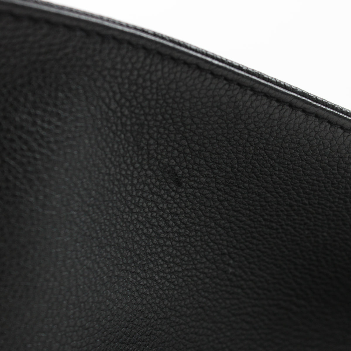 Louis Vuitton OnTheGo MM