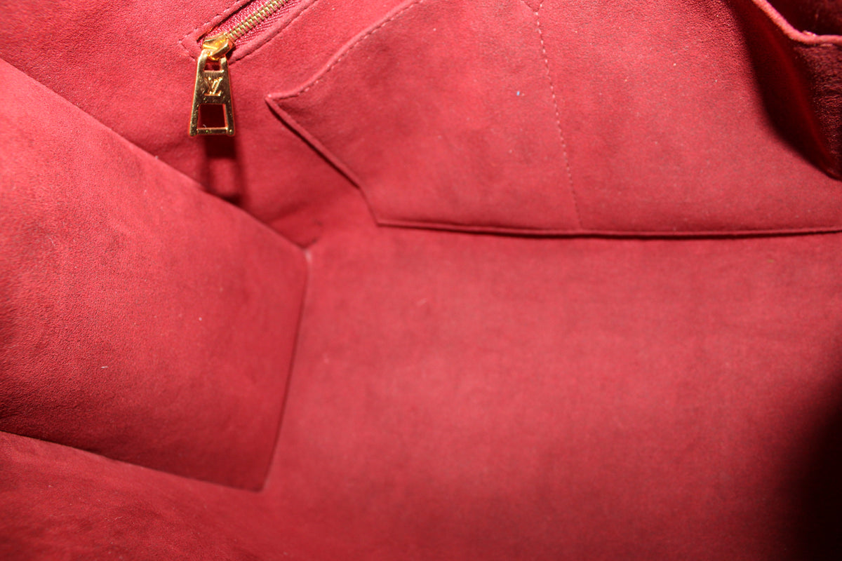 Louis Vuitton OnTheGo MM