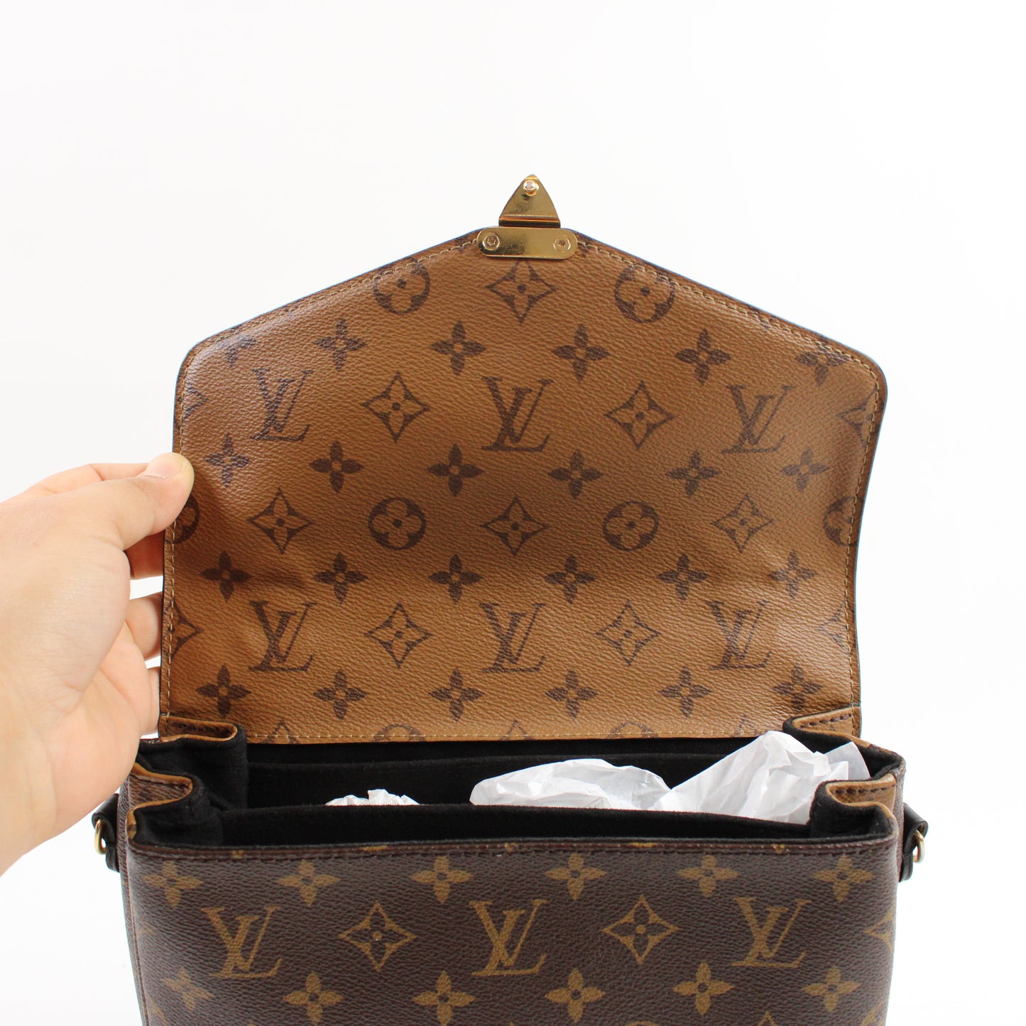 Louis Vuitton Pochette Metis Reverse