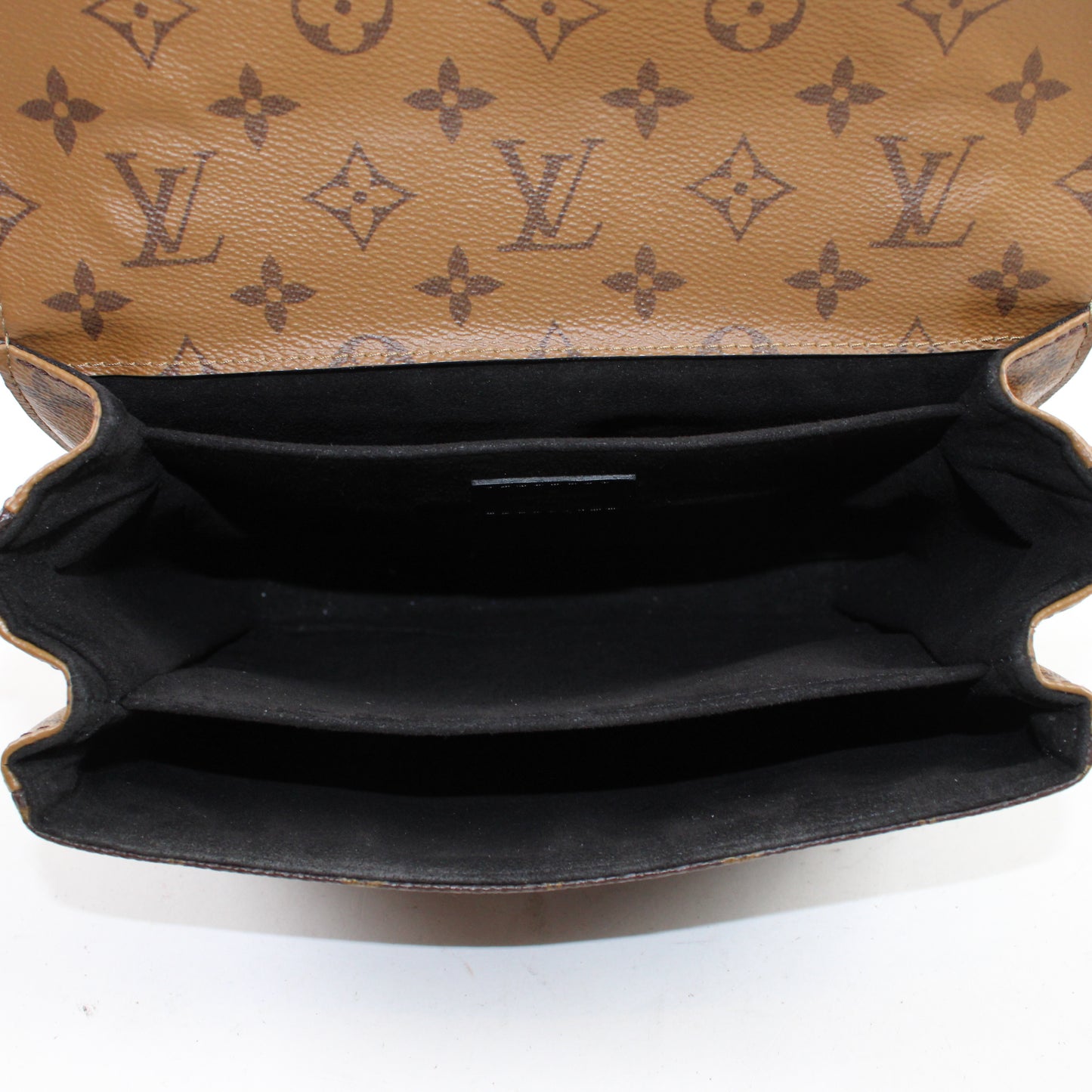 Louis Vuitton Pochette Metis Reverse