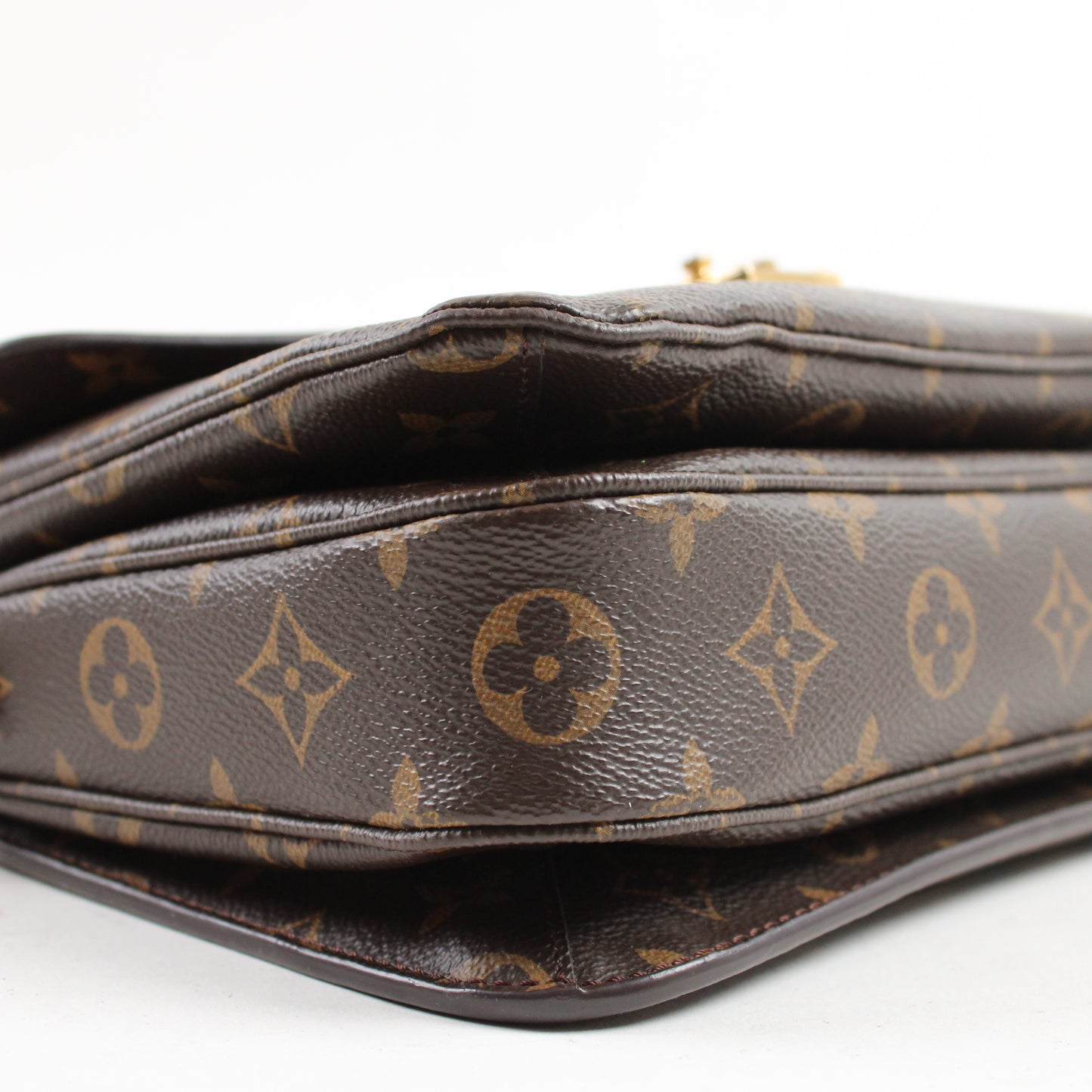 Louis Vuitton Pochette Metis Monogram