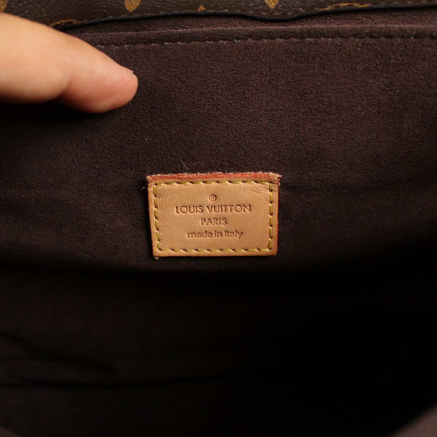 Louis Vuitton Pochette Metis Monogram