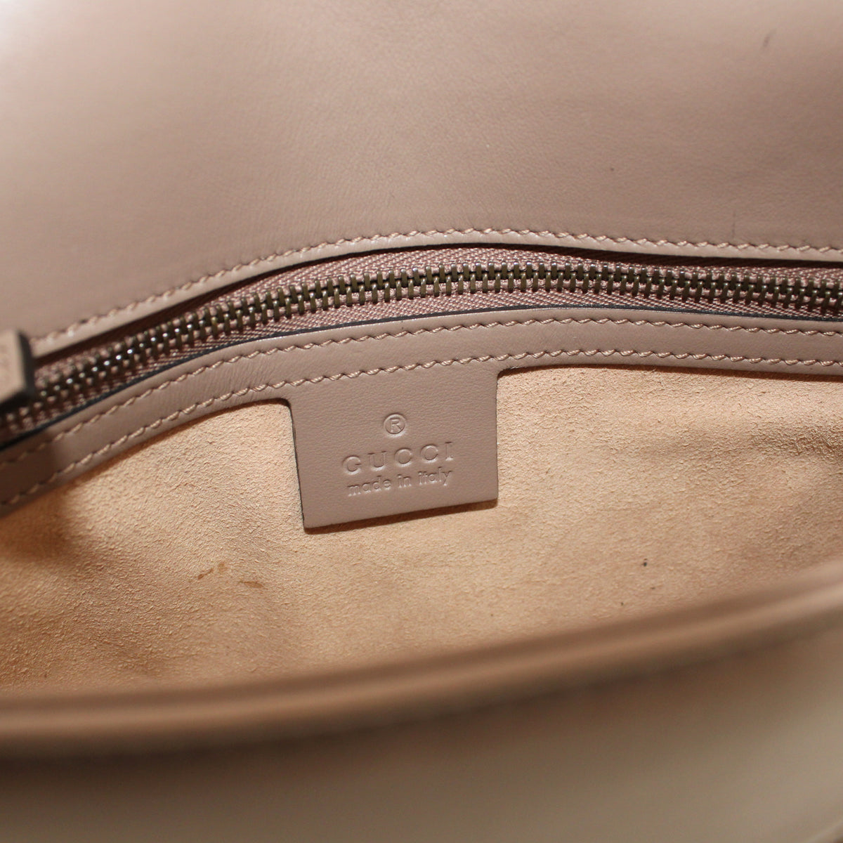 Gucci GG Marmont Media