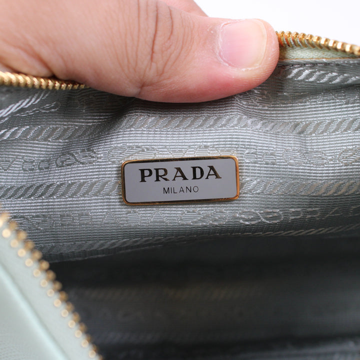 Prada Re-Edition 2005