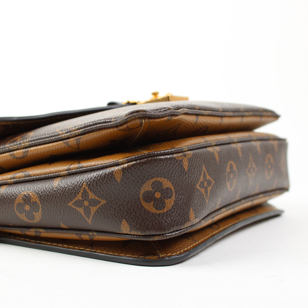 Louis Vuitton  Pochette Mètis Reverse